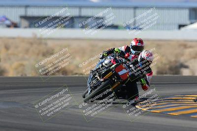 media/Dec-18-2022-SoCal Trackdays (Sun) [[8099a50955]]/Turn 4 (1pm)/